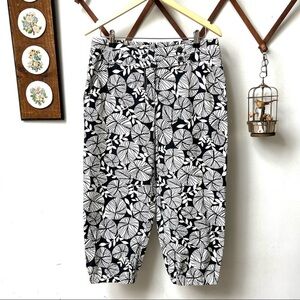 Magaschoni Summer Tropical Print Cotton Capris size 8